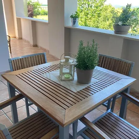 Rosegarden דירה פסקנטינה